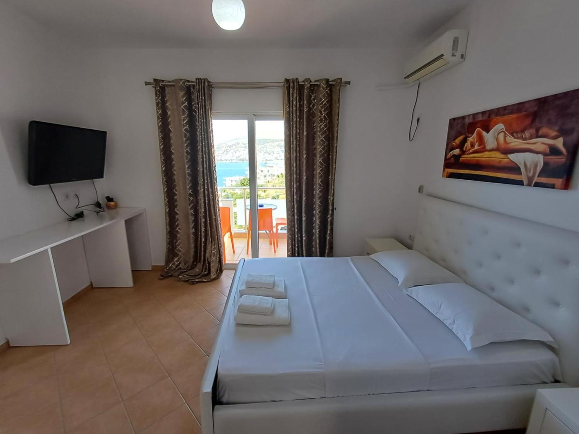 Hotel Sherifi ซารานเดอ ภายนอก รูปภาพ
