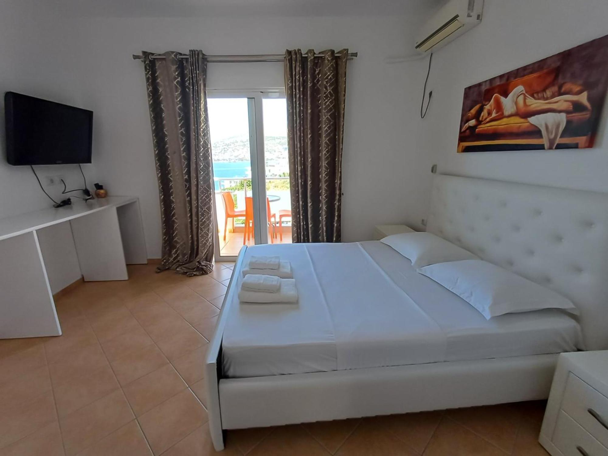Hotel Sherifi ซารานเดอ ภายนอก รูปภาพ