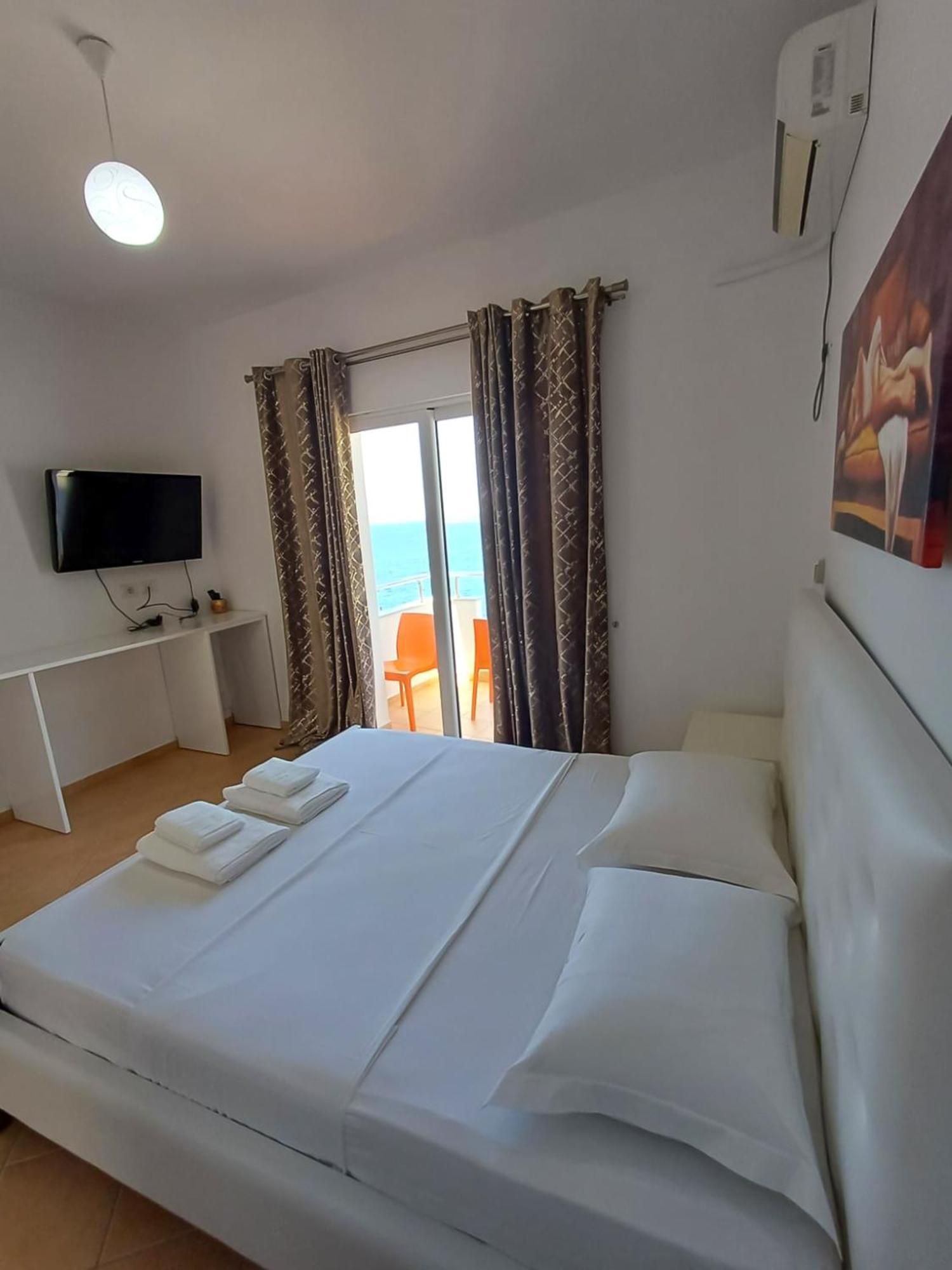 Hotel Sherifi ซารานเดอ ภายนอก รูปภาพ