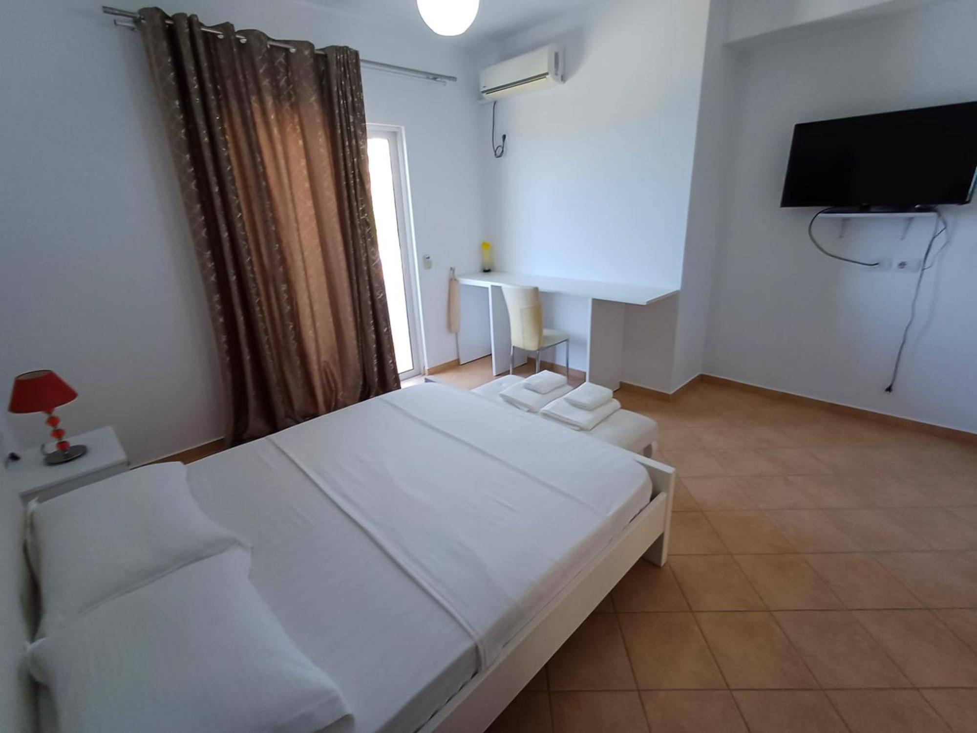 Hotel Sherifi ซารานเดอ ภายนอก รูปภาพ